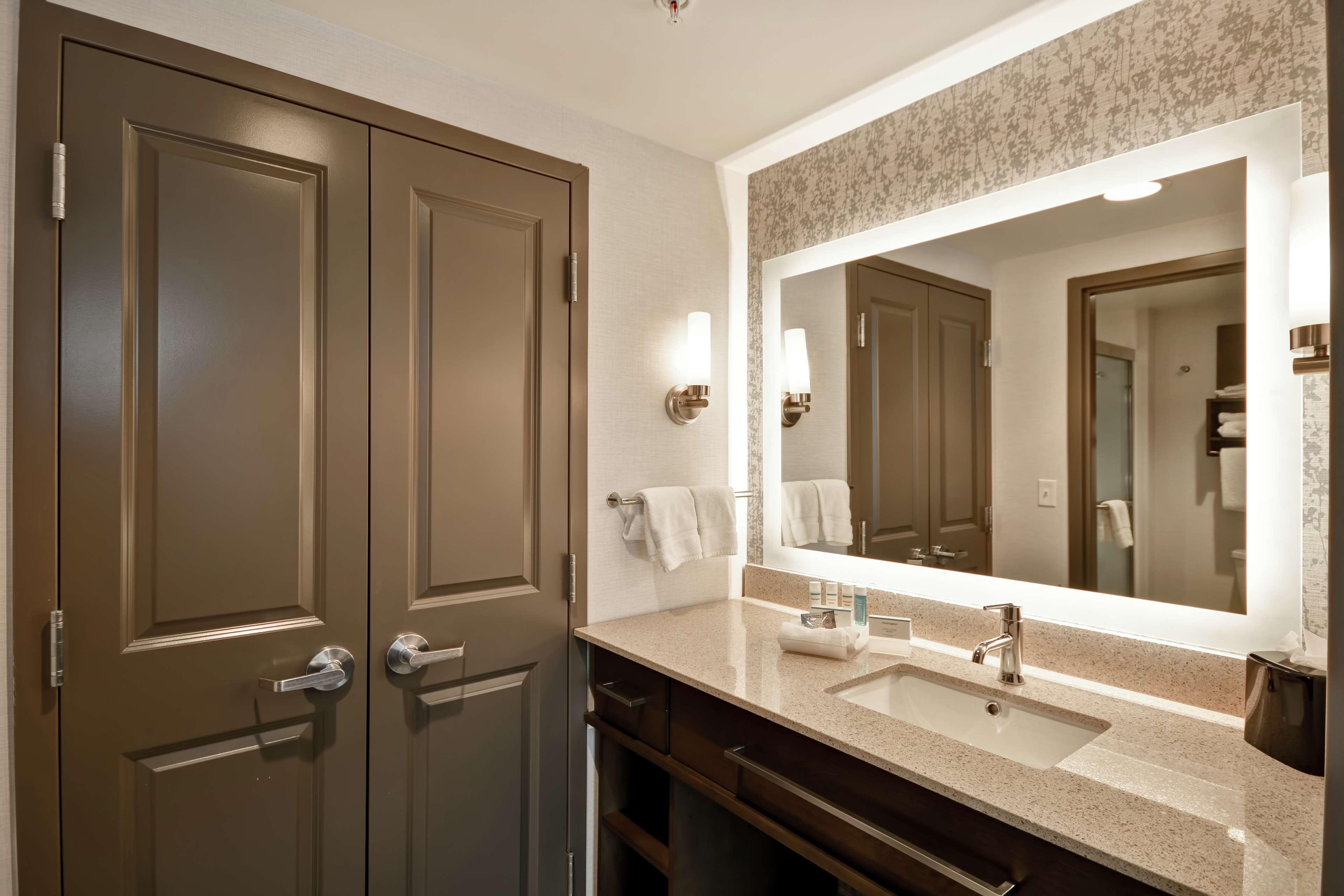 Homewood Suites By Hilton Warren Detroit Экстерьер фото